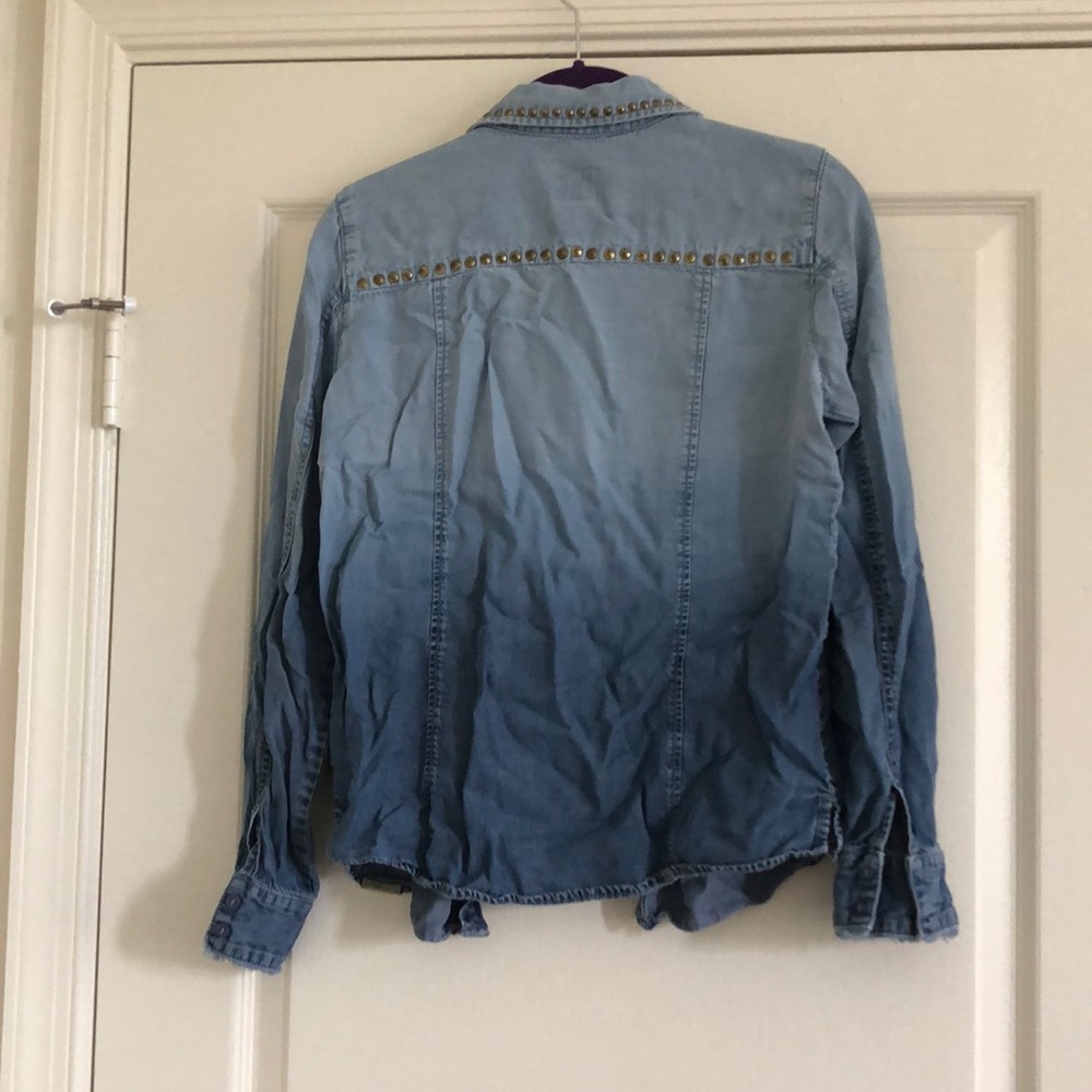 Perfect Condition Ombr Jean Guess Button Down - image 3